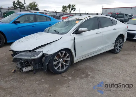 2015 Chrysler 200 C из США, поврежденный, VIN 1C3CCCCG7FN582029